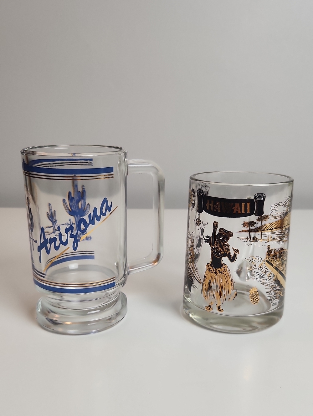 Vintage 60s Tourist Souvenir Glass Mugs Arizona Hawaii
